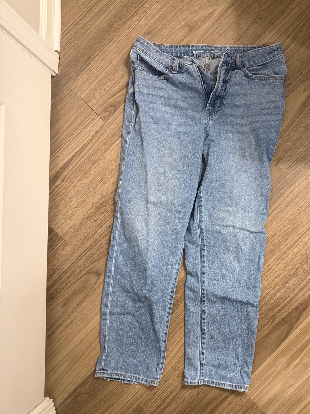 Old Navy Light Blue Straight-Leg Jeans